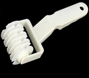 Small Plastic Netting Knife