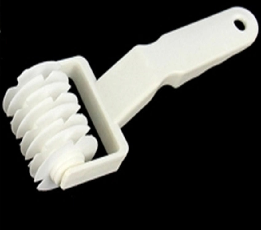 Small Plastic Netting Knife